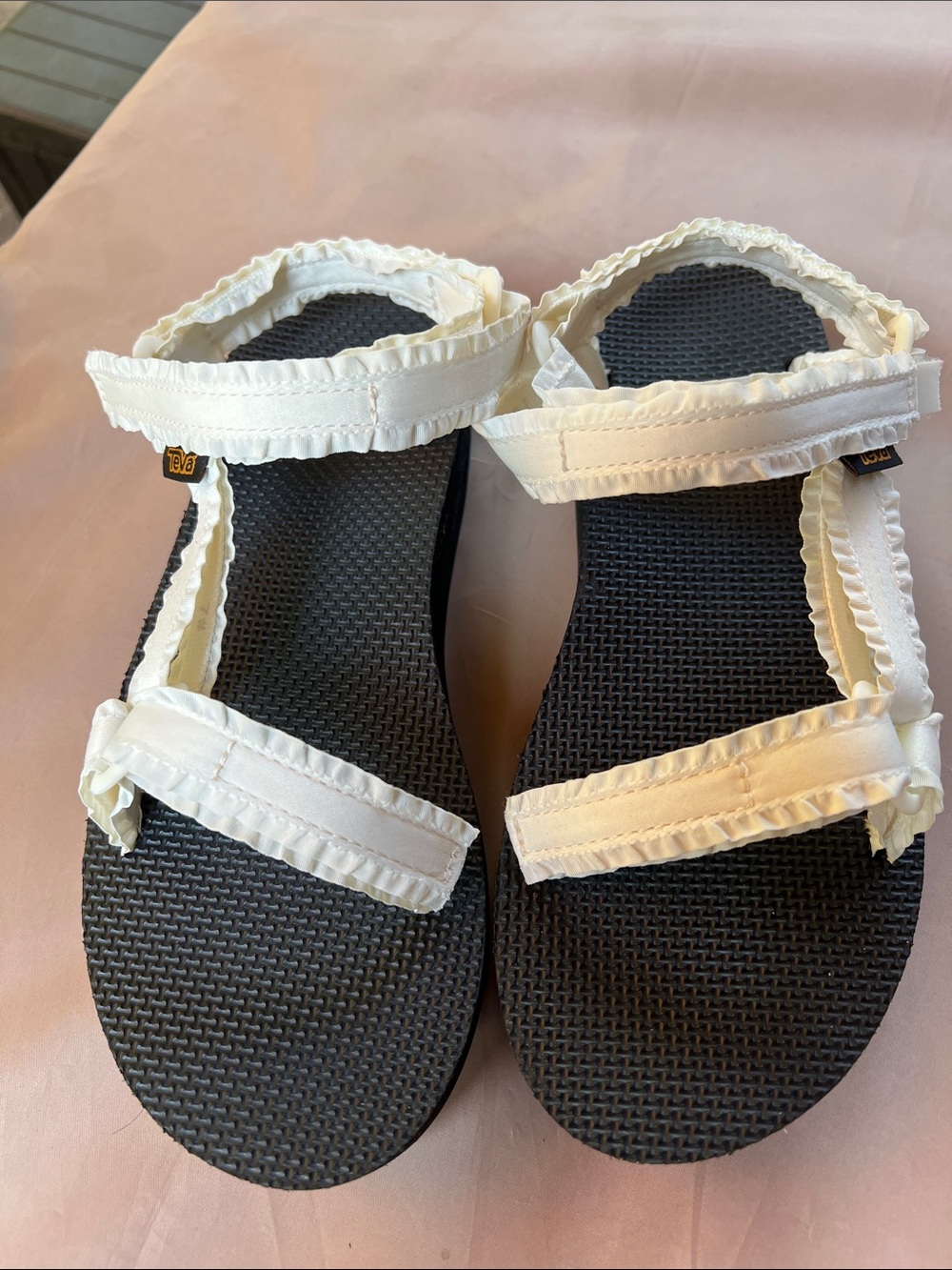 Teva Midform Ruffle Sandals 7